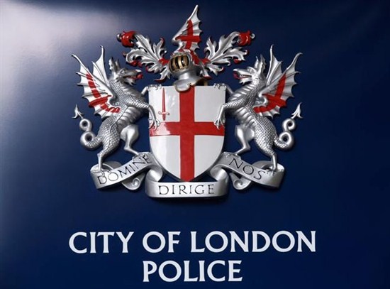 Лондонские полицейские отреагировали на жалобы на брокера Base2Trade